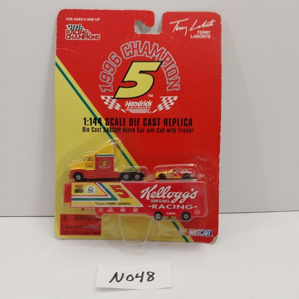 #5 Terry Labonte 1/64 Nascar Racing Champions Racing Team Transporter #N048 - Picture 4 of 4